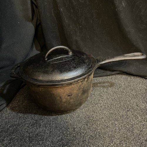 Vintage cast iron sauce - cast,