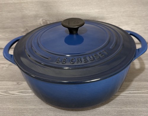 Creuset cast iron - le,