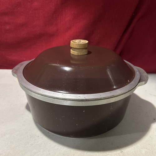 Club dutch oven - stock, pot
