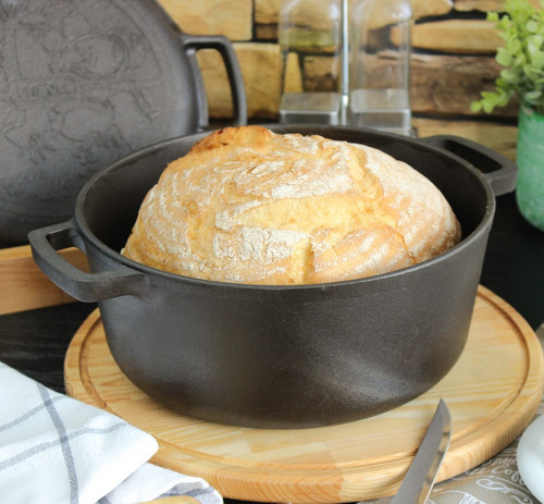 Cast iron dutch oven - cast,