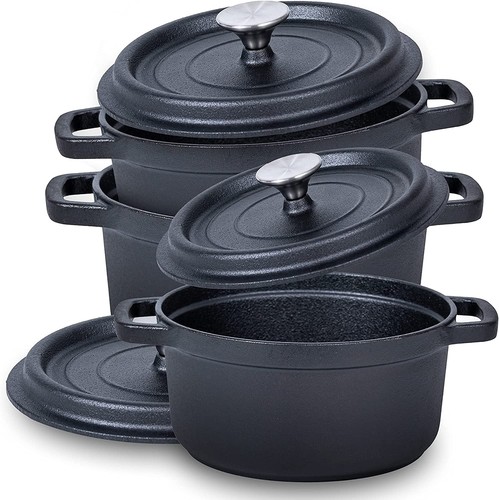 Cast iron cooking soup - cast,